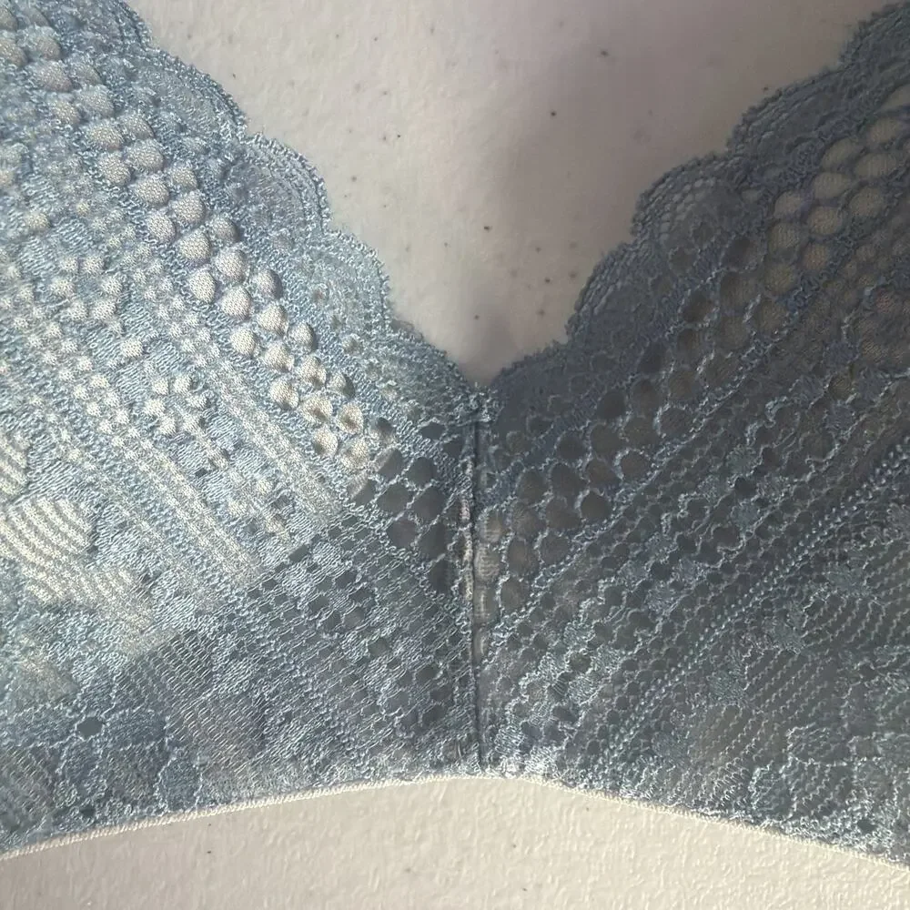 Victoria’s Secret Perfect Coverage Faded Denim Blue Lace Bra 32DD 32E wirefree - Picture 4 of 12